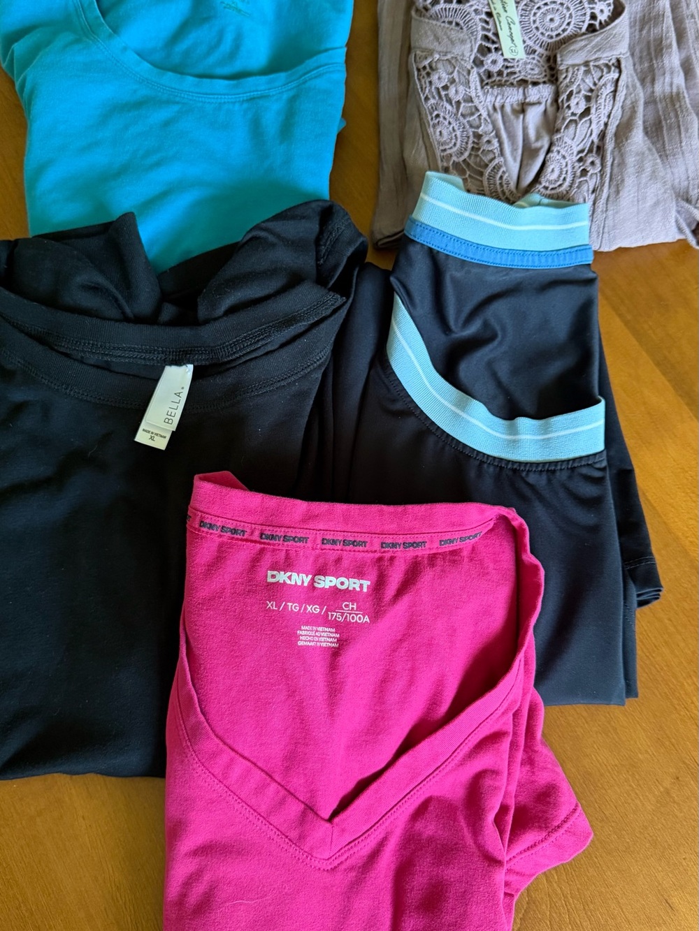 Women’s Tops - Lot of 5 Tops- Large & XLarge